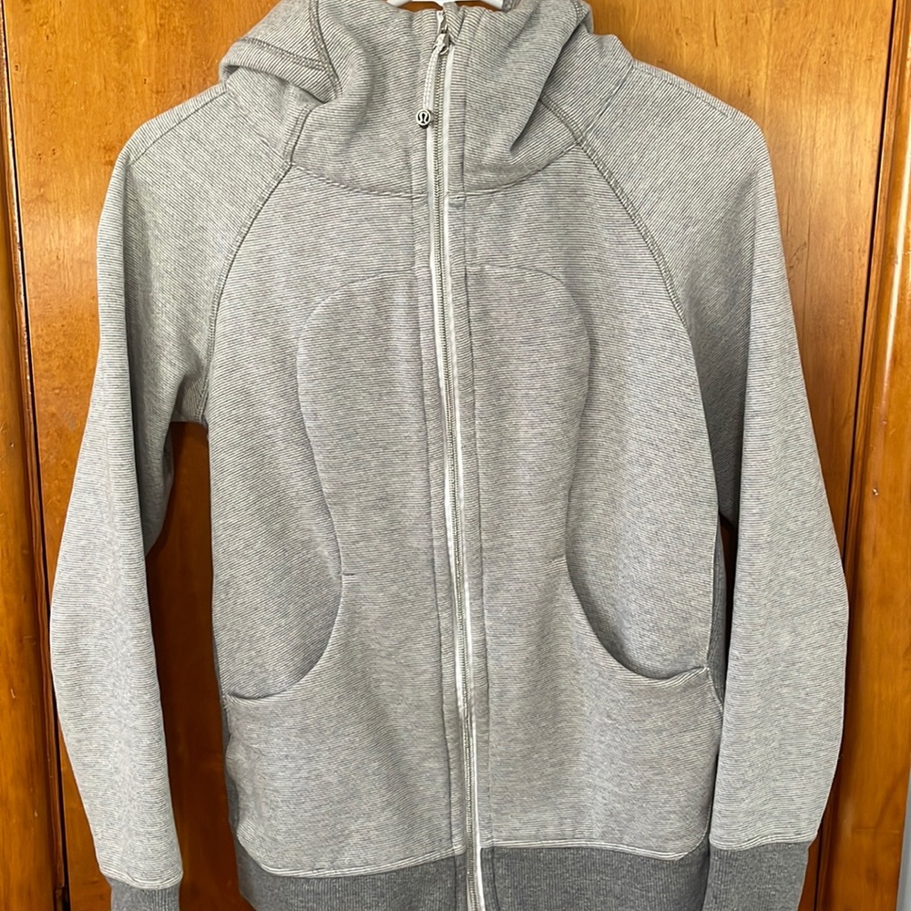 Lululemon MicroStripe Gray Scuba